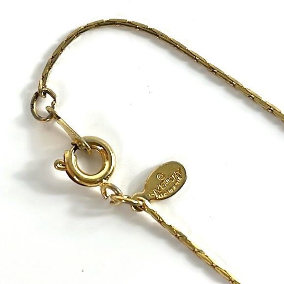 Givenchy Crystal G Pendant Necklace - Picture 4 of 8